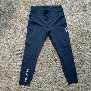 Navy lululemon pants size 10